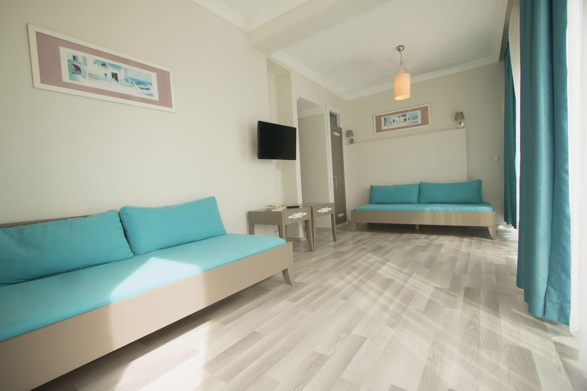 Sky Nova Hotel & Suites Bodrum Exterior photo