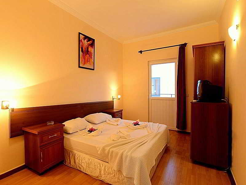 Sky Nova Hotel & Suites Bodrum Exterior photo